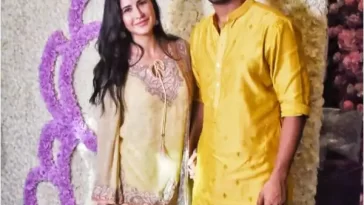 Vicky-Katrina reached Arpita's Ganesh Puja