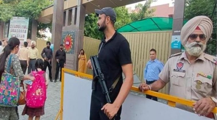 The threat to blow up the school with a bomb blew the senses of the police, a big disclosure